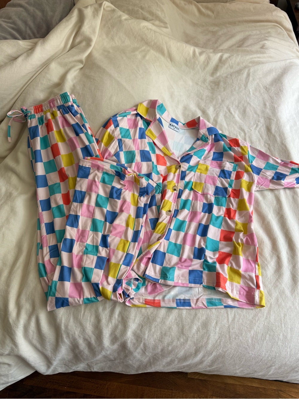 LIKE NEW PAJAMA SET